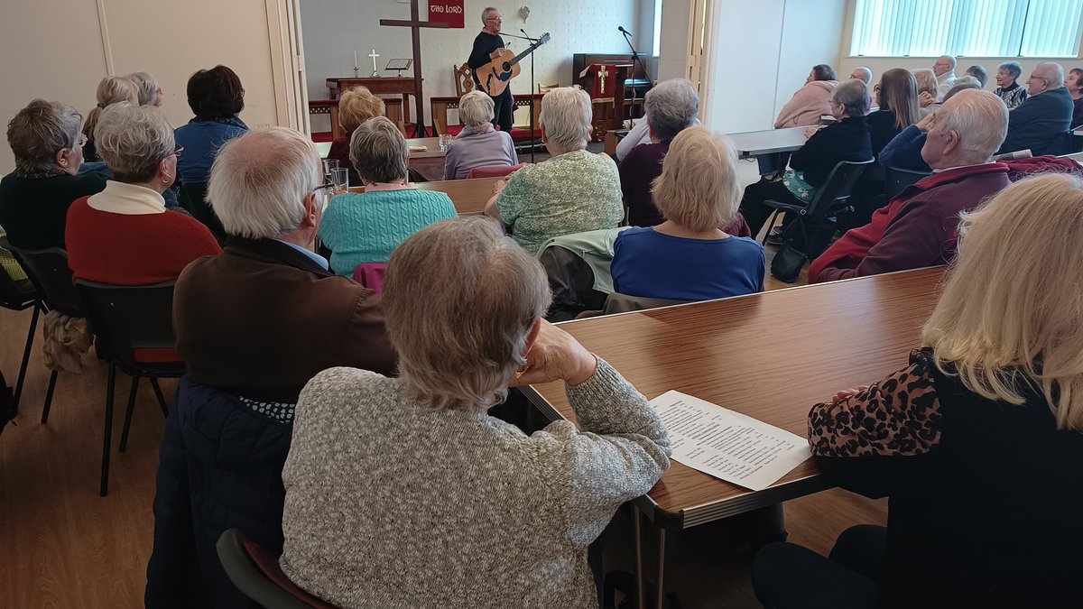 AthertonLabour's tweet photo. Thursday saw Lynda &amp; a committed team of volunteers bring together more than 60 people for a few hours of socialising, songs &amp; laughter (thanks to Tyldesley-based maestro Rob Mason) at the Community Warm Space Monthly Luncheon at Atherton Central Methodist Church - 1/2 https://t.co/8eSkmYgEr1