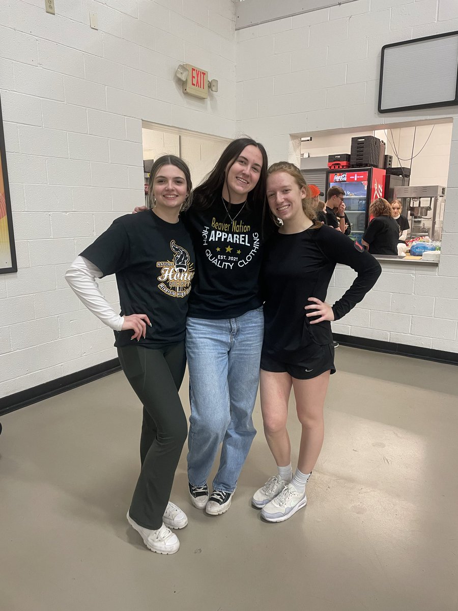 National Honors Society-Riverside tweet media