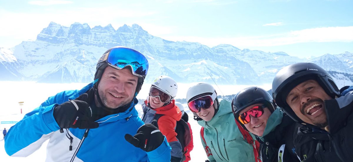 VozeninC's tweet photo. Fabulous annual skiday for the lab, hikers, skiers and great lunch together https://t.co/8wo2uhNars