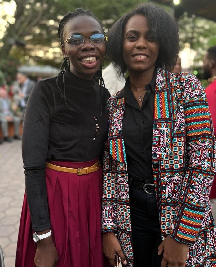 BusimeLydia's tweet image. #networking @DeboutBilenge
It was great meeting the president of @AjecoRdc @celena_ngoy at Grande Halle de l&apos;Institut Français à la représentation d&apos;une création lyrique et musicale contemporaine à l&apos;occasion de la visite du #Présidentfrançais à Kinshasa.
#EngagésConnectésActifs