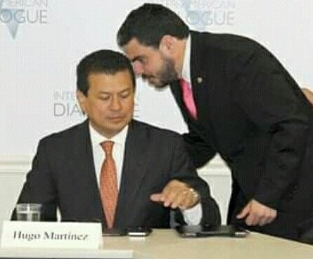 S1111VAR's tweet photo. ¿Se acuerdan de el crook pandillero de la tregua?

• Cabecilla de pandilla que mimaba el FMLN en el año 2012, cuando era funcionario Héctor Silva Ávalos empleado de Mauricio Funes.

Y que lo liberaron los jueces corruptos de ARENA y FMLN para culpar al NaBuk. 👇👇👇 https://t.co/joB7eQeu4v