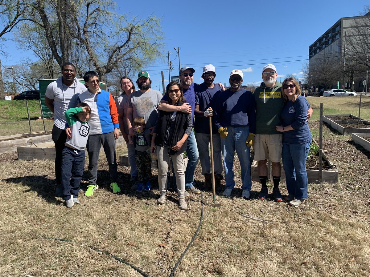 profallengorman's tweet photo. Awesome day overturning the winter beds at Blazer Garden! Many thanks to my #MISQ colleagues for their commitment to service! πππ
@UABSchoolofBiz @UABNews
#BlazerKitchen #Collat #UAB #GoBlazers #BlazerImpact ππ₯ππ₯ππ₯ https://t.co/acBnlDv2rf