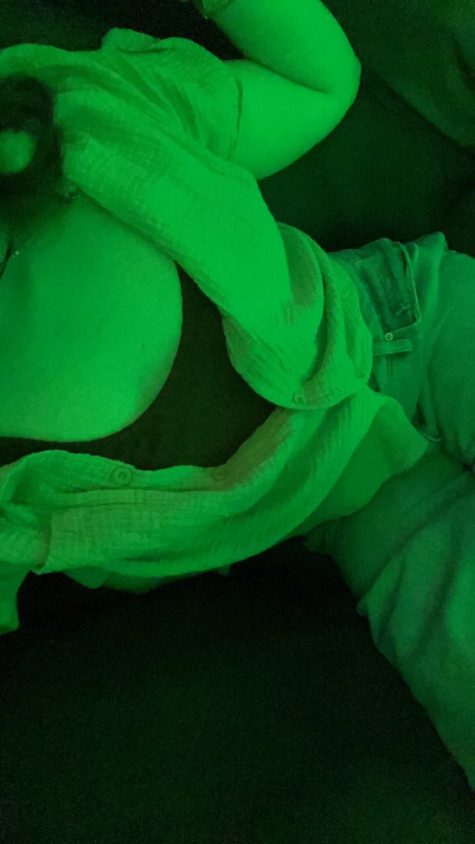 evalynnsells's tweet photo. selling content hmu😘 #selling #content #sellingcontent #daddy #sugarbaby #sugardaddy #cashapp https://t.co/XdR3coirUs