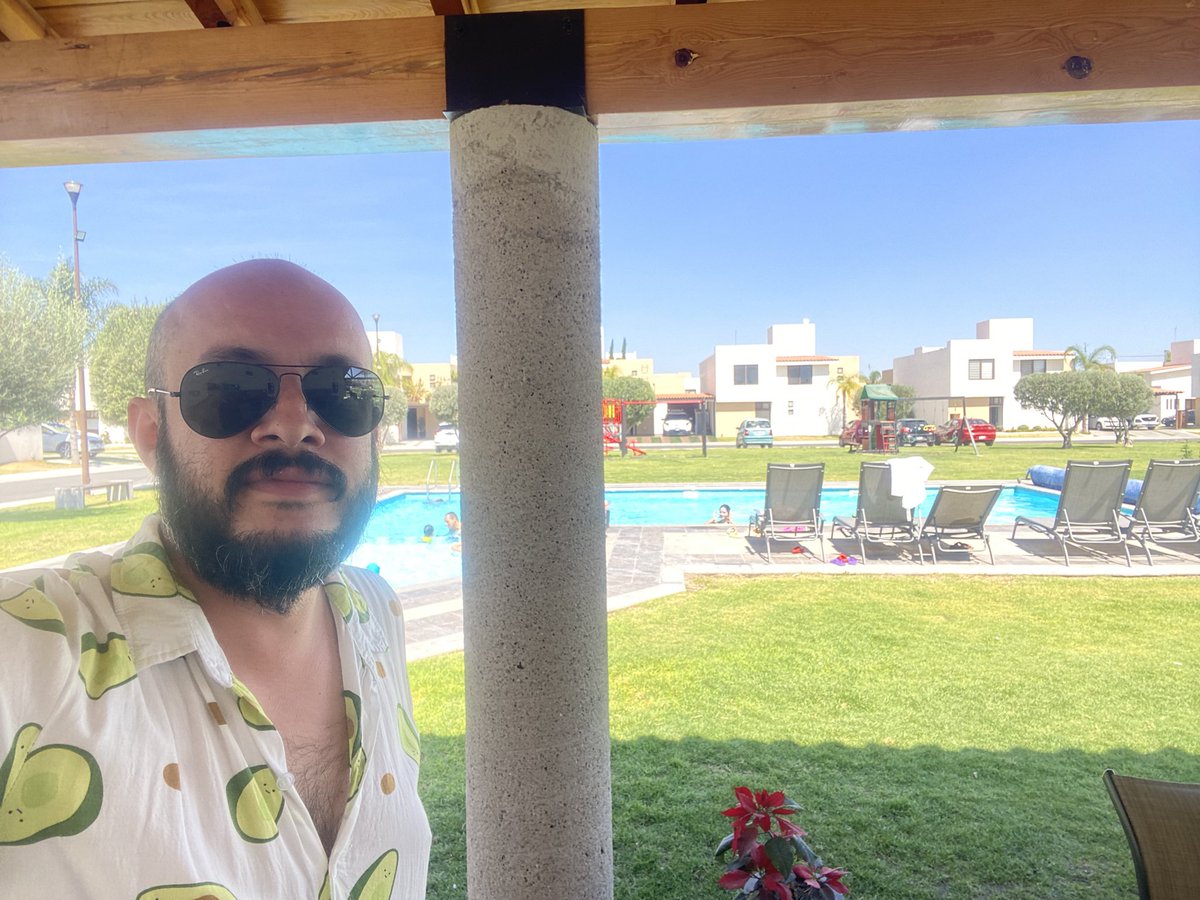 Vinicio tweet media