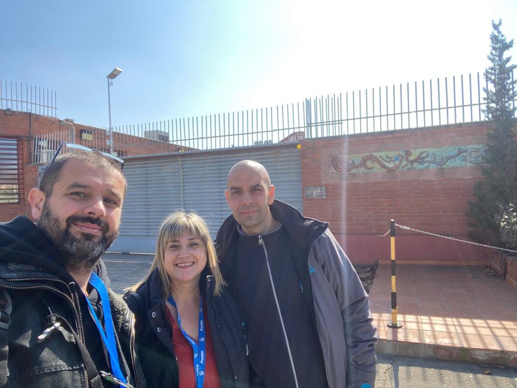 Visita al CP Ponent.
Un centro viejito que se sostiene por la implicación de la plantilla.
<a href="/AcaipCat/">ACAIP CATALUNYA</a> <a href="/AcaipSindicato/">ACAIP</a>
#AcaipEstaDondeTieneQueEstar
<a href="/MBPresons/">𝙼𝚊𝚛𝚎𝚊 𝙱𝚕𝚊𝚟𝚊 𝙿𝚛𝚎𝚜𝚘𝚗𝚜</a> 
<a href="/gemmaubasart/">gemma ubasart</a> <a href="/acaldero2/">Amand Calderó</a>