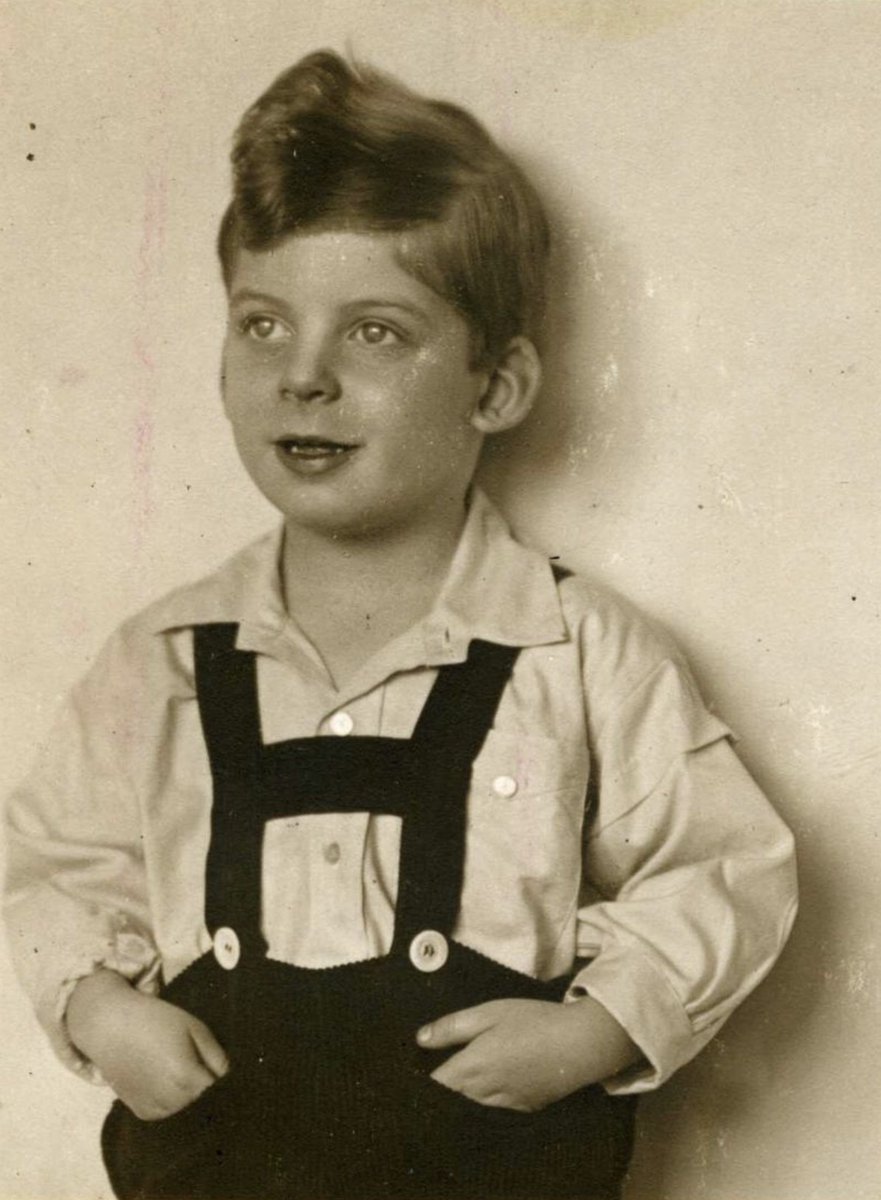AuschwitzMuseum's tweet image. 4 March 1929 | A Czech Jew, Hanuš Harzstark, was born in Prague. 

He was deported to #Auschwitz from the #Theresienstadt ghetto on 6 September 1943. He did not survive.