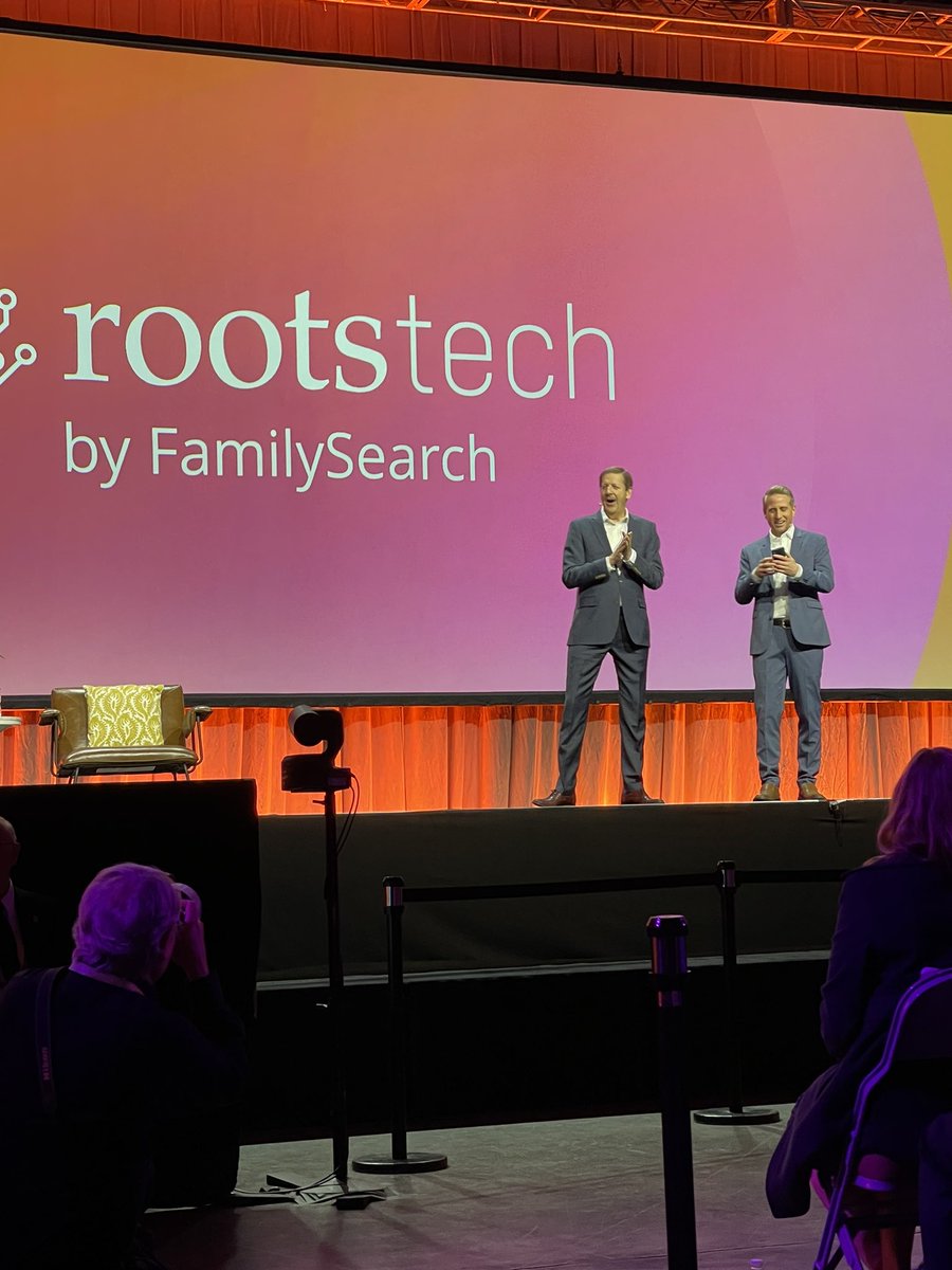 CreativeHws's tweet photo. Day Three of @RootsTechConf!  We are so excited for today and so sad it’s the last day! #RootsTech2023 #RootsTech https://t.co/L7uxijazW4