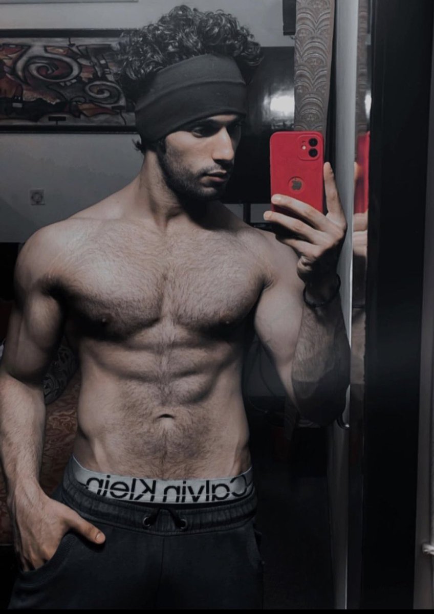 HornyGuy0070's tweet photo. Why is no one talking about this hot piece… He is so freaking hot and that scruffy chest just invites to be snuggled into..  

@Gorgeous_Gabru @thirsty_hoeee @Cherrytej10 @thetypicalweird @banana4peaches @Moaning_lisa1 

#gay #gayindia #gaybeautiful #beautifulmen #scruffy #hot https://t.co/rL07gyoEZA