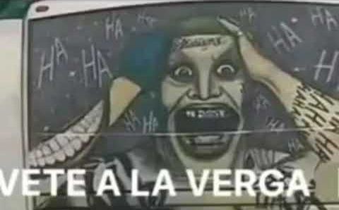 AnRedPE's tweet photo. @OmoshiriVinsmok Por que la sociedad es hipocrita batman JAJSJAJAJAJSJSJ https://t.co/hpbYFzLSog