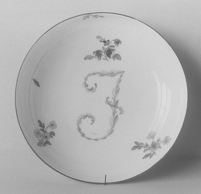 Royal Porcelain Manufactory, Berlin, Saucer (part of a set), ca. 1765 #metmuseum #europeanart metmuseum.org/art/collection…