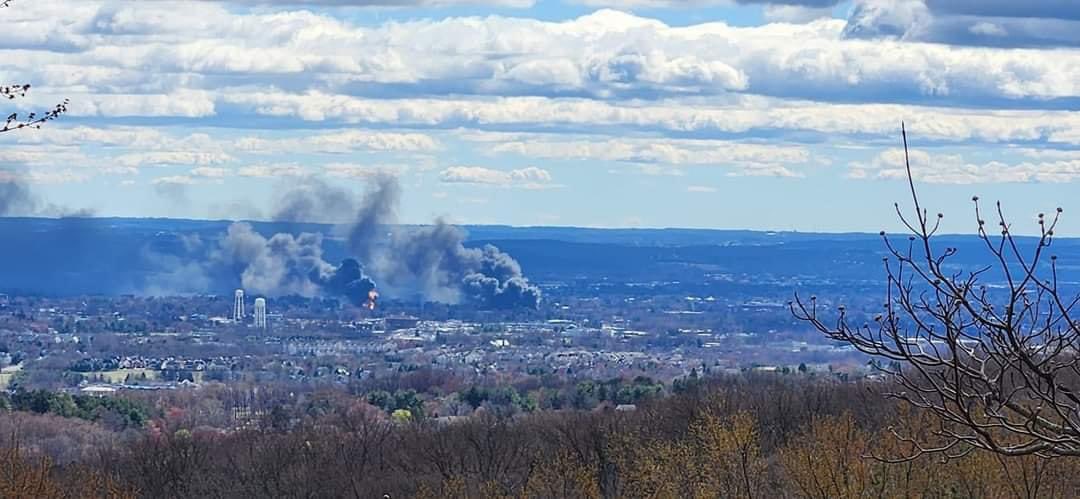 GaryCollins's tweet photo. 🚨 BREAKING 🚨

Just as I have got off air this Saturday, news of a major gasoline tanker truck spill and explosion in Frederick, Maryland on Route 15 hit my phone via several text messages. Photos are being sent to me. This seems to be a quickly developing story. @wbalradio https://t.co/iXY6Irx6d6