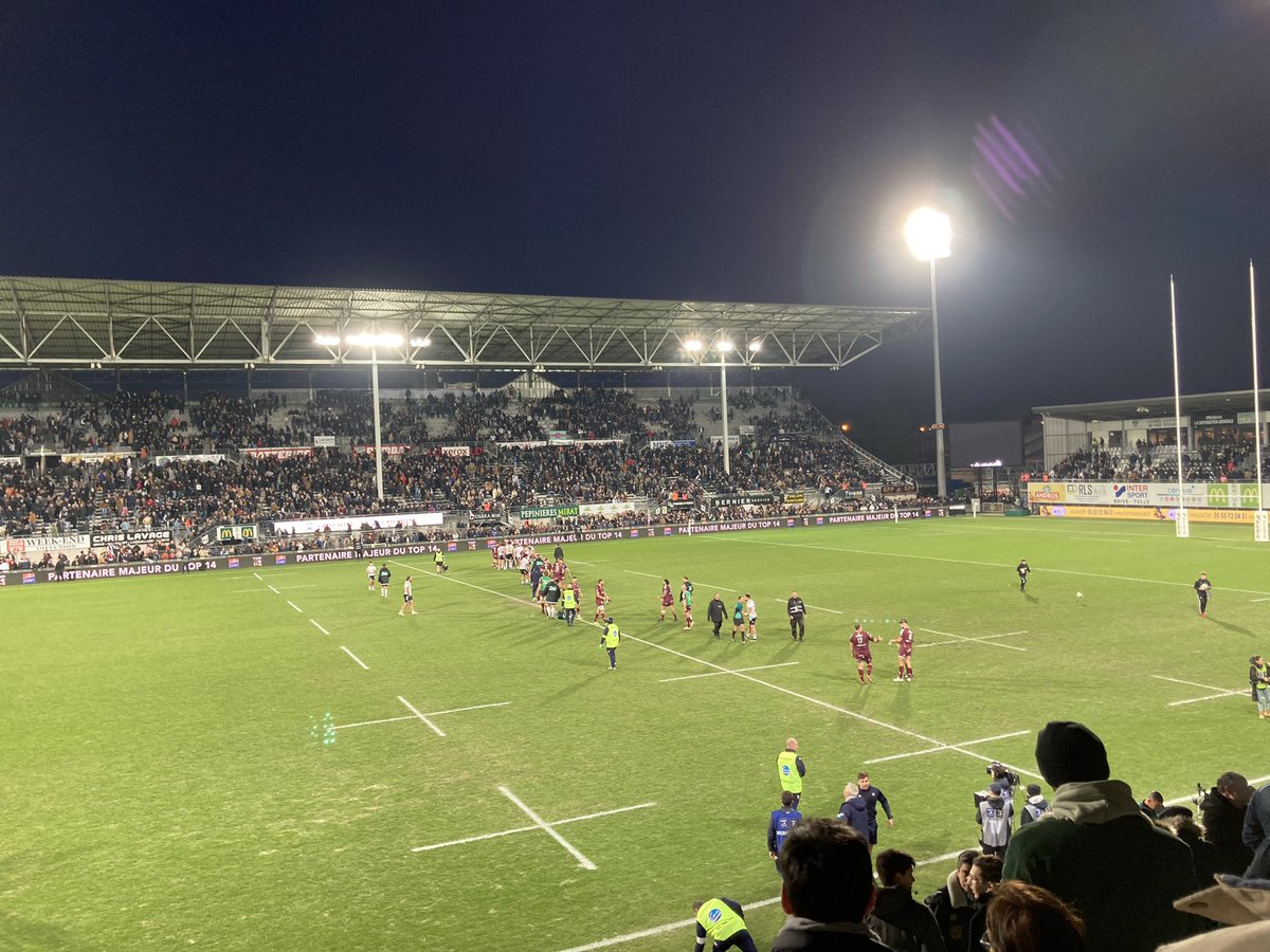 F3Limousin's tweet image. Le match est terminé. 
Bordeaux remporte la victoire 28 à 7 au stadium. Brive reste à 26 points et stagne à la dernière place du top14 #rugby #TOP14 #CABUBB