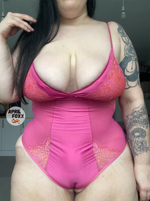 Are my tits too big for this lingerie??

*** only fans link down below*** https://t.co/aqhfneBLQG
