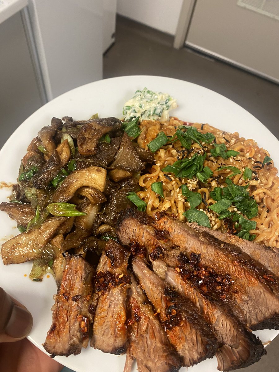 ☆彡𝐕𝐢𝐧𝐭𝐚𝐠𝐞 𝐒tüssy tweet media