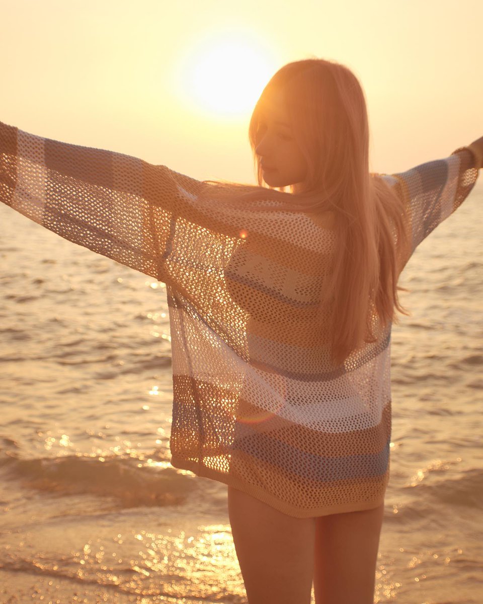 IGupdate

ミ ★ 𝘍𝘦𝘢𝘳𝘺 𝘛𝘩𝘢𝘯𝘺𝘢𝘳𝘢𝘵 ★ 彡