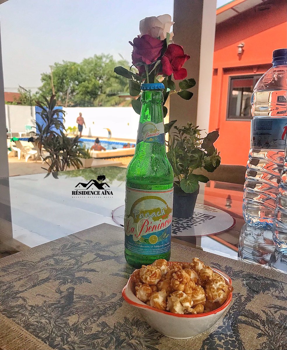 Cheers to the week-end 🔥🔥😌 Si vous cherchez une adresse calme pour vous ressourcer ce week-end, nous sommes l’option parfaite 😉. 📱+229 54 91 98 96 📍HÈVIÉ ATLANTIQUE, BÉNIN 🇧🇯 #team229 #cotonoubenin #visitbenin #benintrip #travelafrica #explore #westafrica #benin