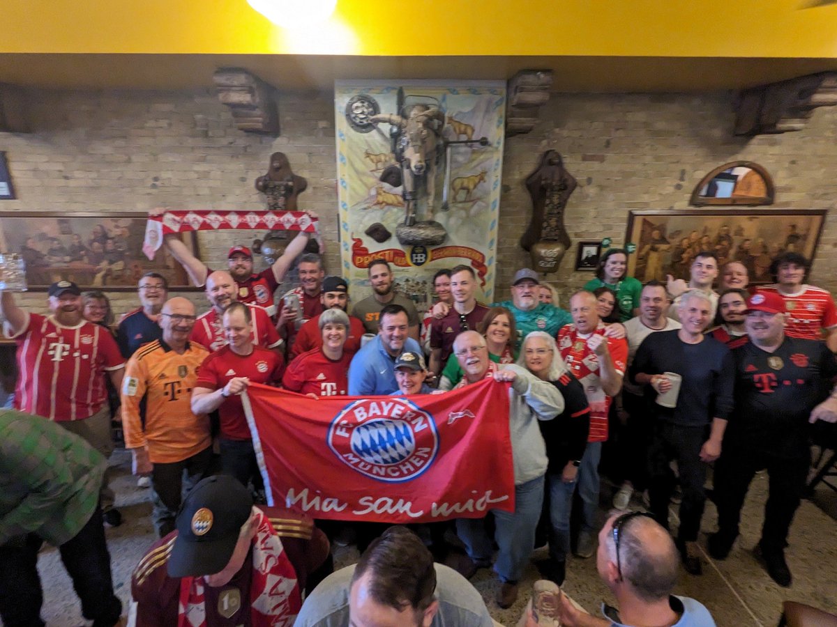 Halbzeit ⁦<a href="/GermanBeerHall/">Old German Beer Hall</a>⁩ Bayern 1 Stuttgart 0 ⁦<a href="/FCBayernUS/">🇺🇸 FC Bayern US 🇨🇦</a>⁩