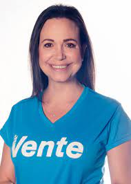 Rikrdolinaress's tweet image. 📊 ¿Consideras a María Corina Machado, una persona preparada para gobernar el país?

🔃 No
♥️ Si