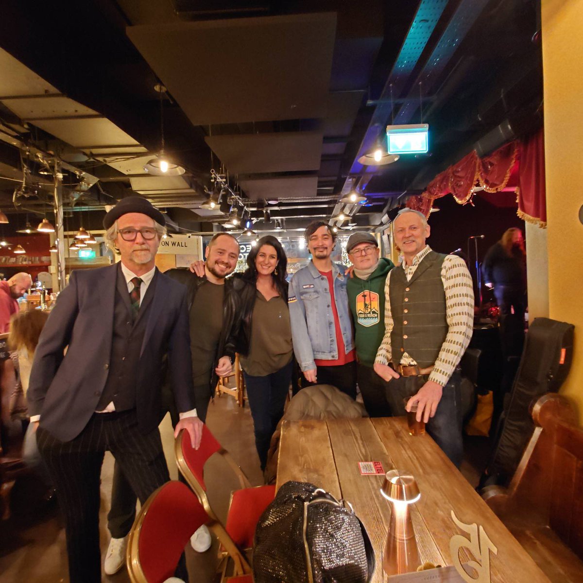 chickpeaman's tweet photo. Ready for sound check ⁦@soundloungeCIC⁩ on at 9pm - some on down! #Sheducation band https://t.co/VZBI4J1jCJ