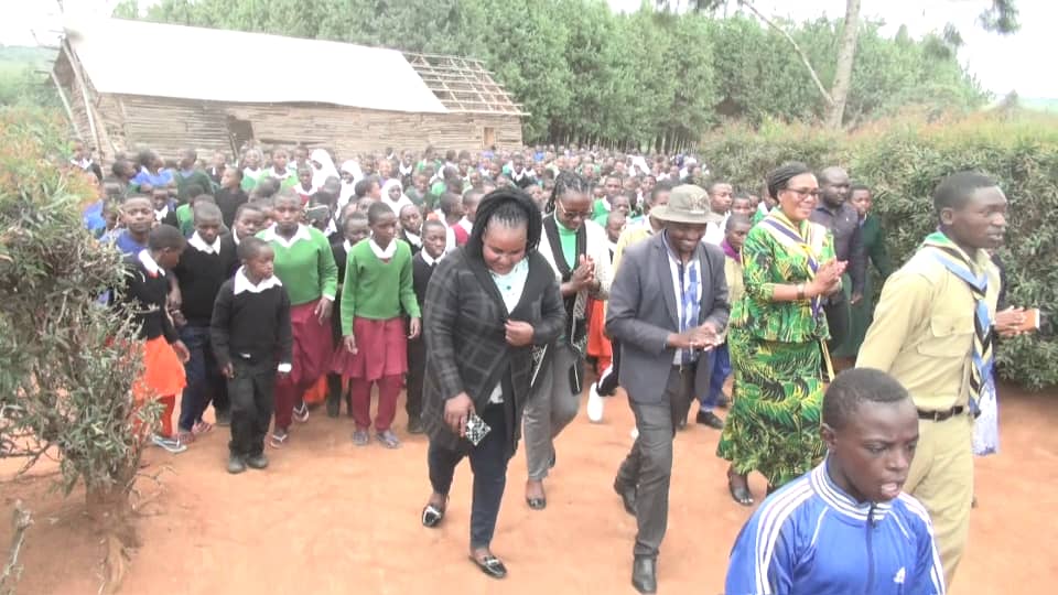 Wanafunzi mnatakiwa kutambua thamani yenu ya Elimu ambayo ndiyo haki yenu ya msingi ,upakaneni na ukatili wa kijinsia upo, Anna mwalongo Mwakilishi wa mkutano mkuu wa CCM kupitia UWT Mkoa wa Njombe (mbaraza)