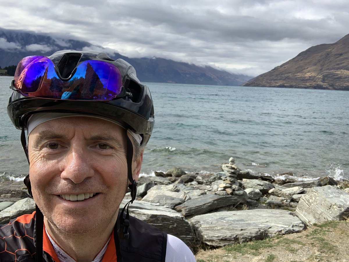 siliconcto's tweet image. Day 21: ride day 7; Queenstown to Glenorchy by the lake, another set of soaring peaks and amazing glacial scenery to finish the 1000km trip from Christchurch. Next stop USA tomorrow, but I’ll definitely be coming back to this remarkable island