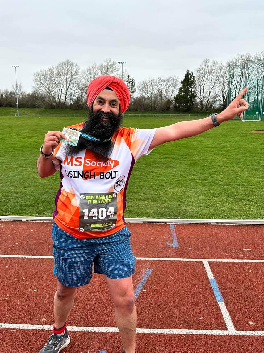 USingh_Bolt's tweet photo. 1st Marathon of the year done.
Groundhog marathon.
105.5 laps of a track.
Good to get that one done.
Flagging towards the end but job done.

@mssocietyuk 
#usinghbolt4602

https://t.co/4ZVP3OJS6I

#ukrunchat https://t.co/k3cpffQsGg