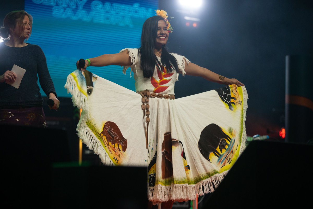 CAFOD's tweet photo. We had an incredible day at #Flame2023! 🙌💚
It was amazing to witness thousands of young people #RiseUp to the beautiful adventure that is our Catholic faith. https://t.co/bXMDvkp5wb