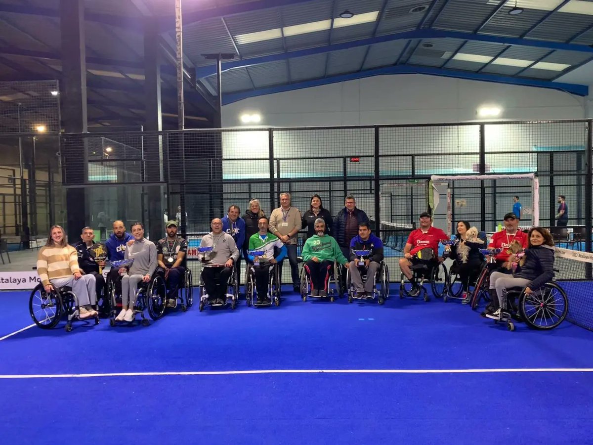 Luis Redondo y Arturo Montes se proclaman Campeones de Andalucía en el VIII CTO DE ANDALUCIA DE PADEL EN SILLA DE RUEDAS.  Celebrado del 3 al 4 en el el club Gades Padel Indoor de Cádiz.
 <a href="/DeporteAND/">Andalucía es Deporte</a> <a href="/mariadenova4/">@mariadenova</a> <a href="/TurismoAND/">Consejería de Turismo y Andalucía Exterior</a> <a href="/FEDEDDF/">FEDDF</a> <a href="/dxtadaptado/">dxtadaptado.com</a> <a href="/faponline/">Fed. Andaluza Pádel</a>