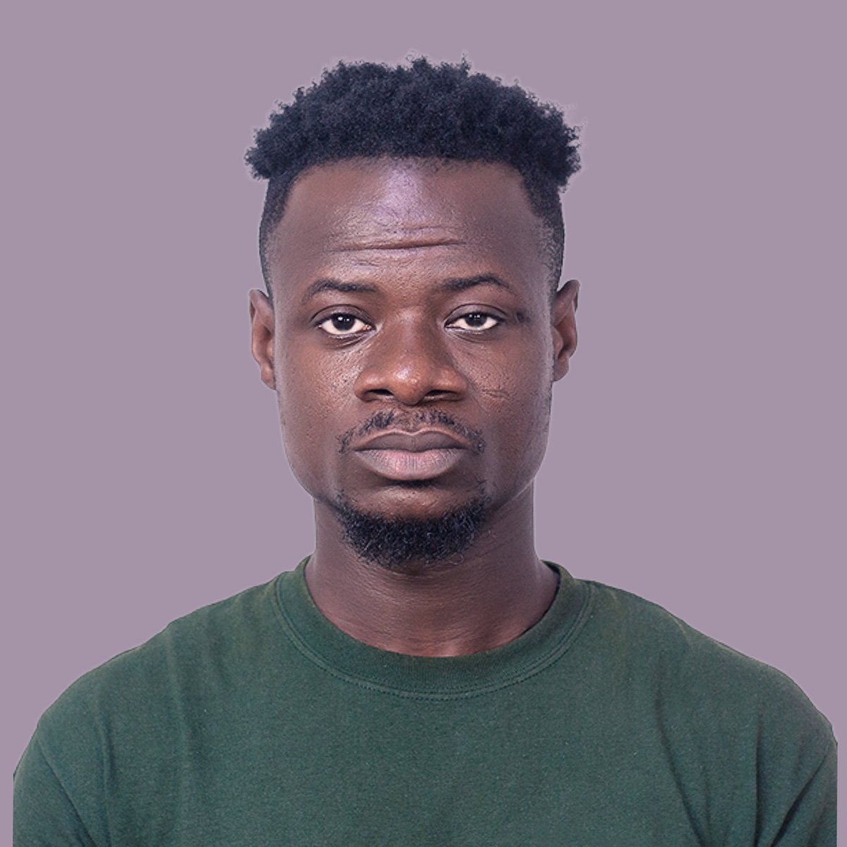 xolutiongh's tweet image. I Dey hia American visa Abeg I fit take this pic apply? Anaaa mo se photo Wei de3 #yempe ?