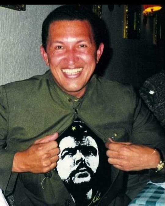 #5DeMarzo, día de recordación y homenaje al mejor amigo de #Cuba, al inolvidable Hugo Chávez, que entregó sus energías al sueño bolivariano de unidad y enfrentó colosales desafíos con admirable optimismo. Siempre será una inspiración para los revolucionarios del mundo.
