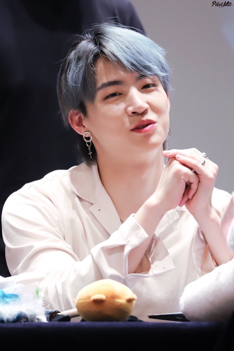 No voy a mentir que al recibir el #𝕮ⱺׁ︩︪ô𝚕໑代码 lloré, grité y me emocioné por finalmente poder #滾𝐃𝕚𝑐𝚎५夜𝐌𝚒𝕩𝕩. Ahora como el besto fan de ellas salí corriendo a vestirme y darle el mejor de las felicitaciones. 

🕸 𝒔pider - 𝚋𝚘𝚢 ⋆ #𝐋ucifer. <