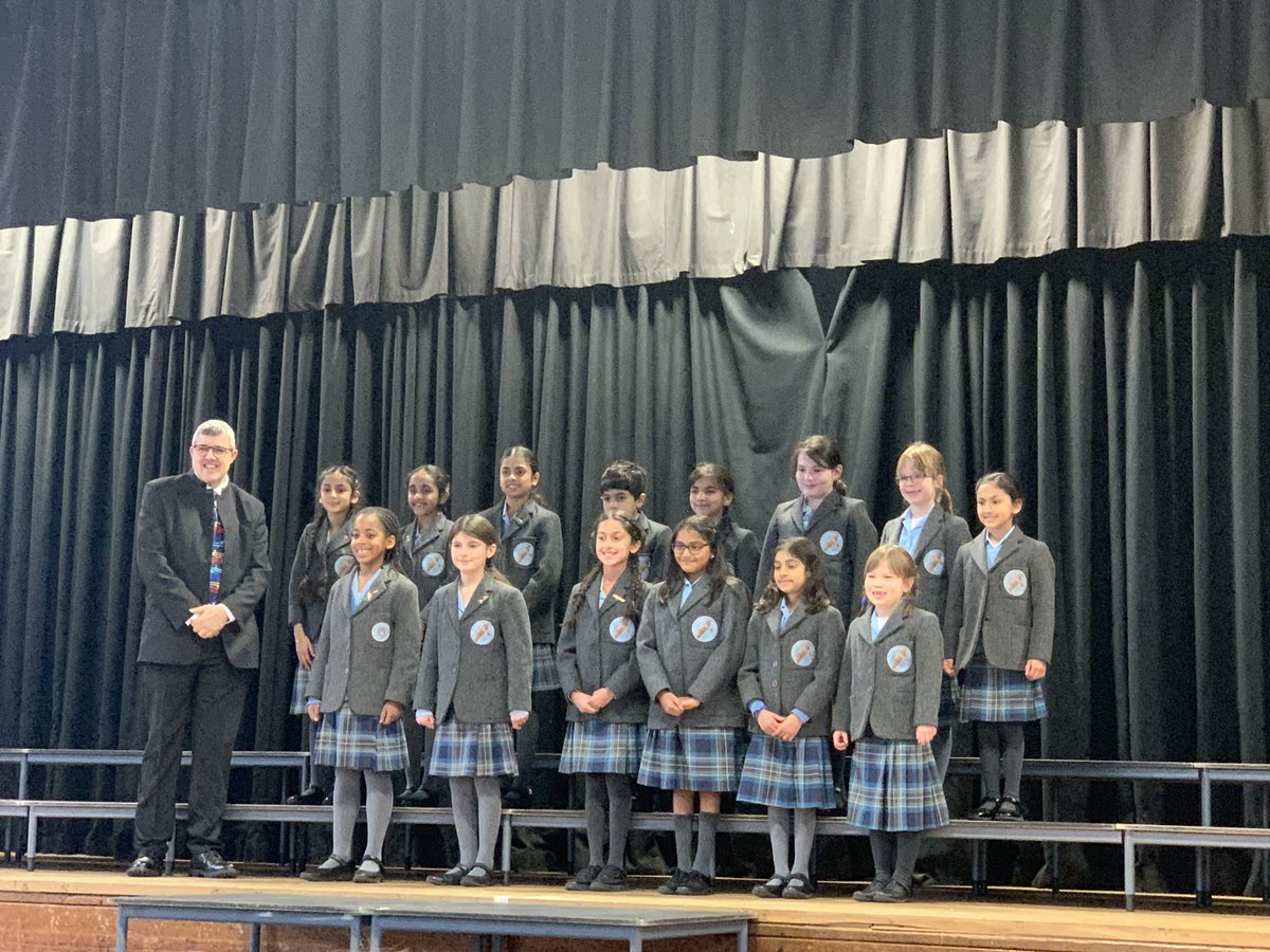 EtonEndHead's tweet photo. It was a pleasure to watch our Junior and Senior choirs perform today at the @woodleyfestival. It was our first time there as a school and we received such a warm welcome. Thank you to the people who give their time so our children can experience this. #courage #collaboration https://t.co/stkgbWmDv1