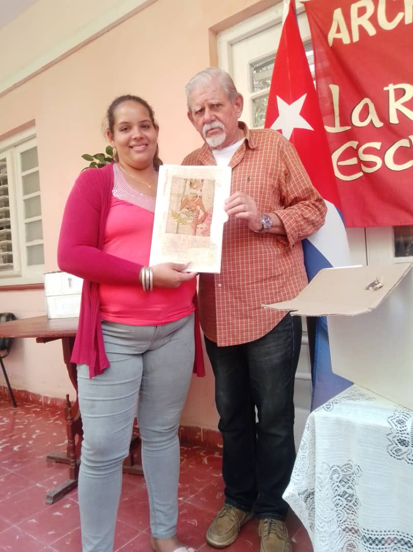 YoneideV's tweet photo. Primer encuentro de Historia de Cuba con jóvenes estudiantes de Español Literatura , de la Universidad Máximo Gómez. Todo un éxito. La primera reflexión en clase fue: guerra cultural y símbolos. #MejorEsPosible #CVACapitaLate #LatirAvileño. https://t.co/PGrEB3LcmK