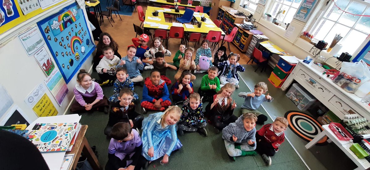 rhwsprimary's tweet photo. 2JW really enjoyed #WorldBookDay2023 #readingbuildsimagination https://t.co/ScDVqvqX0E