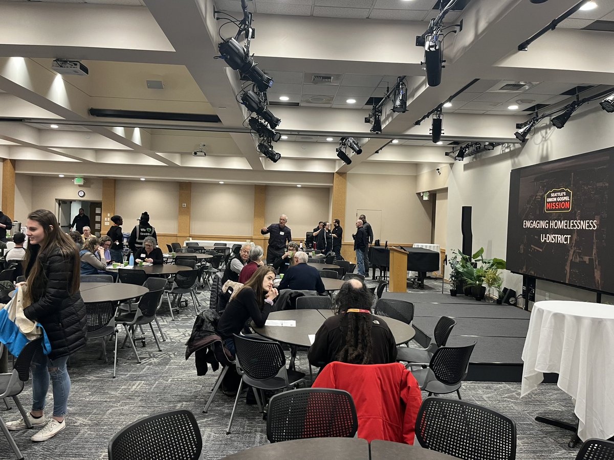 SeanUrban's tweet image. Nice turn out for a Saturday morning. @SeattlesUGM is a local Christian charity.  22 churches repped @UPCSeattle today. #rootcauses #relationships #engaginghomelessness Jeremiah 29:7