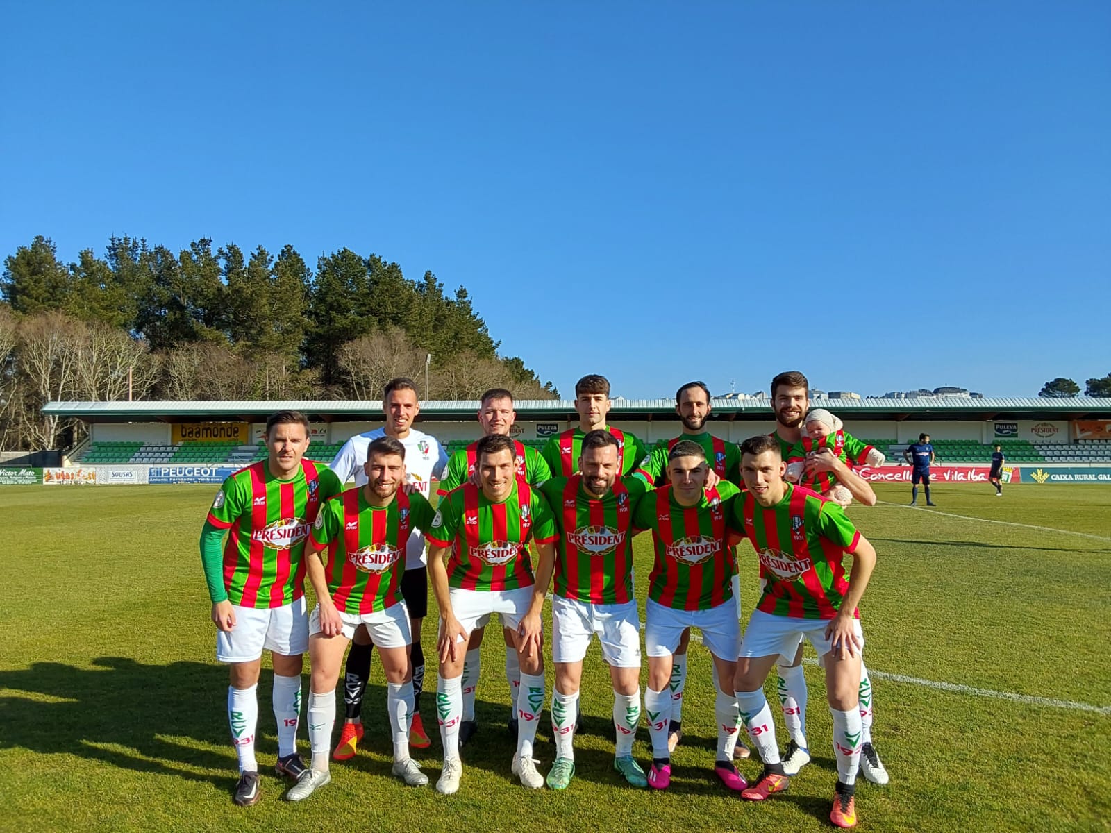 Racing Club Villalbés on X: 𝙏𝙀𝙍𝘾𝙀𝙄𝙍𝘼 𝙍𝙁𝙀𝙁 🏆 ❤️💚 RACING CLUB  VILLALBÉS 2️⃣🆚0️⃣ CD CHOCO 🔴🔵 ⚽️@javi_varela94 ⚽Cuadrado 🗞Segunda  vitoria consecutiva como locais nun encontro no que o equipo xerou ocasións  suficientes