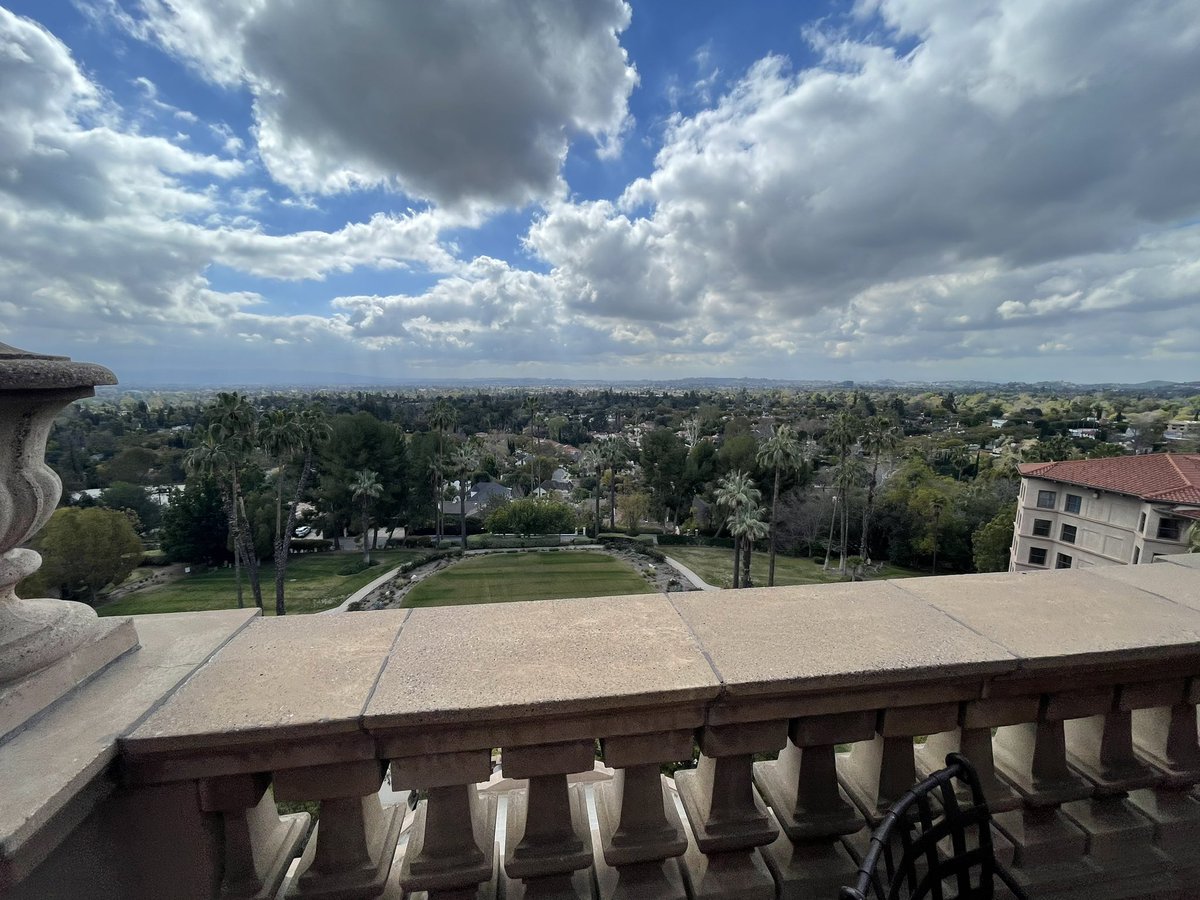 Samplecon's tweet photo. The countdown is on to celebrate 10 years of #samplecon! Tweet us your favorite memory from SampleCon - hashtag #samplecon10 https://t.co/ZW6wbIklgX