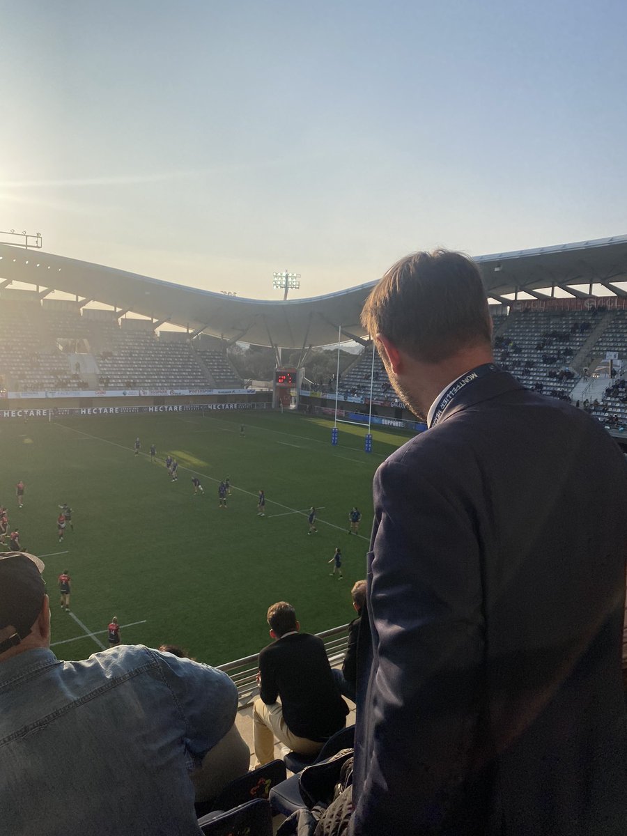 MDelafosse's tweet photo. Décidément une belle après-midi de rugby à #Montpellier avec la victoire de @MHR_Feminin contre le champion de France en titre Toulouse 25-12 ! 👏👏 https://t.co/IXEHME7GUR