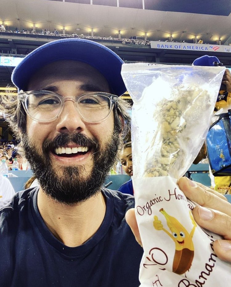 suzannede4's tweet photo. #saturdaymemory 💗💗💗 Josh pic for the day 💗💗💗 #baseballseason #frozenbanana ⚾️🧢🍌🥜 https://t.co/w9t2ZyTpvL