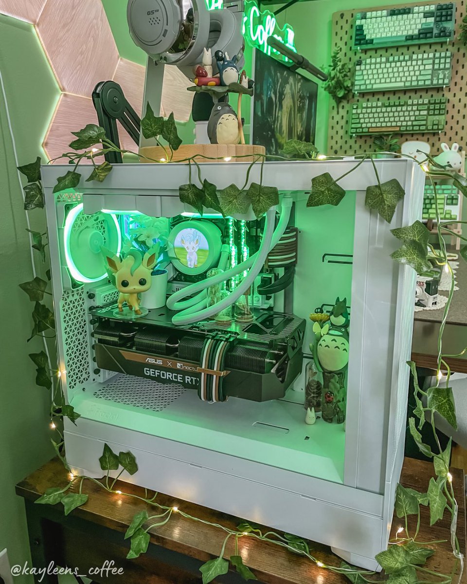 kayleens_coffee's tweet image. Giving my PC some love today 🫶🏻🪴🤎
This is my custom PC by @pc_rgb and I’m literally in love with it!! It’s my favorite of my gaming setup 🥹🪴