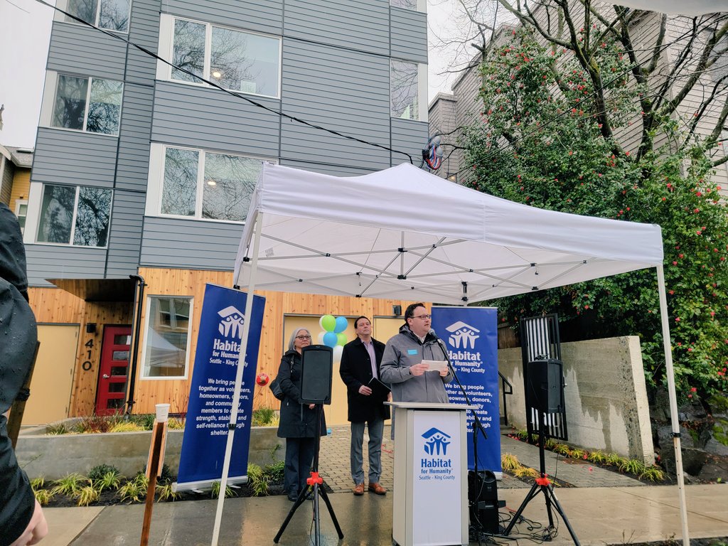 caseyworks's tweet photo. In Capitol Hill now where 13 families will soon move into a new condo building by Habitat For Humanity. On 11th Ave E. with great views of the Space Needle. https://t.co/fdjdZcqY9a