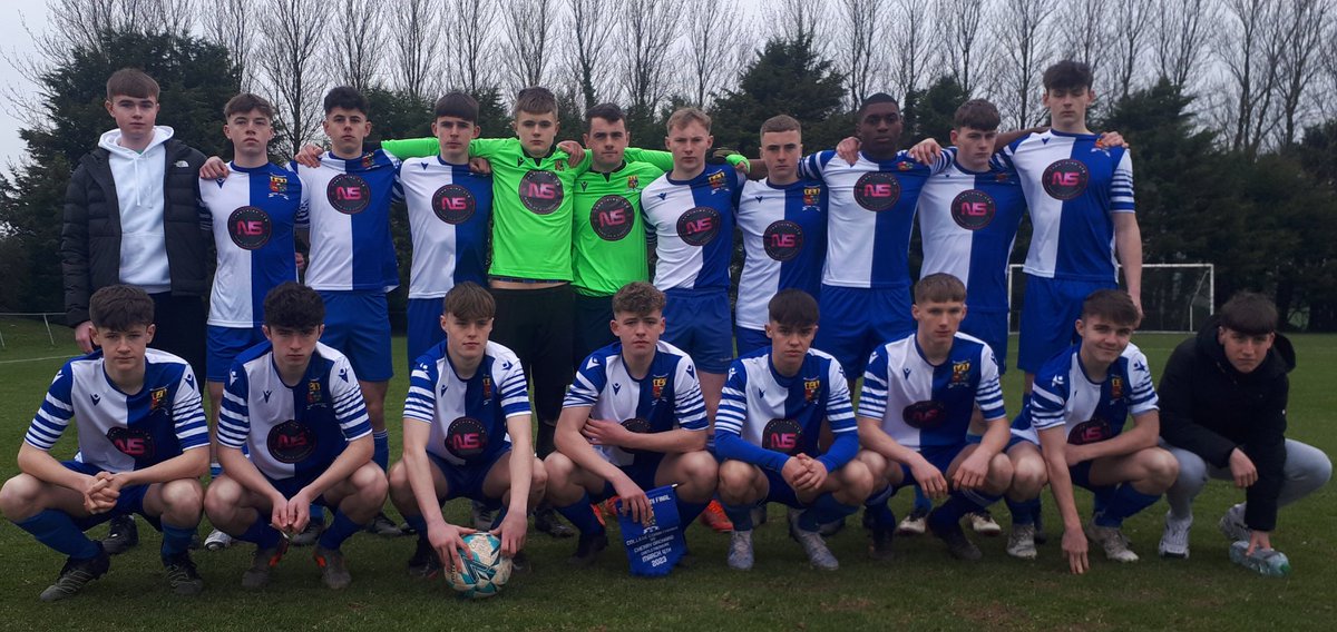 collegecors's tweet photo. Despite leading 3-1 at ht, Corinthians bowed out of the U17 FAI Cup Semi-Final 4-3 aet today. A 25 yard strike 3 mins from time broke Corinthians hearts as the game seemed destined for pens. Hard luck lads on what was a terrific run &amp; best wishes to @CherryOrchardFC in the final https://t.co/FxsXiHJoq5