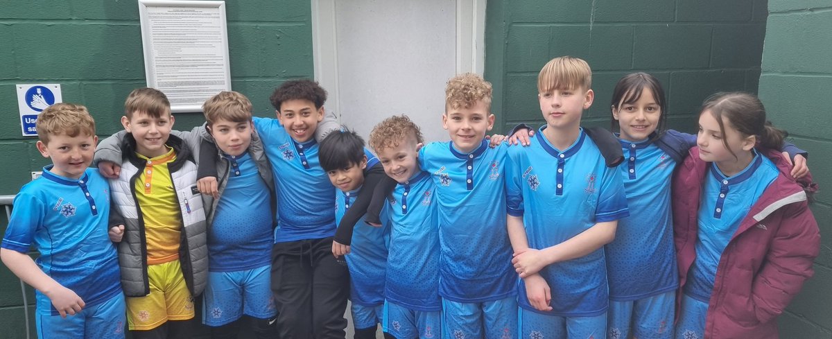 ManorCourtChard's tweet image. We are immensely proud of our U11 football team. Today, we had to replay a final at Huish Park. Sadly we lost, but the pupils gave 100%. They wore a new kit kindly designed and purchased by the captain's parents. Later, they did a lap of honour at the half-time Yeovil game 🌟