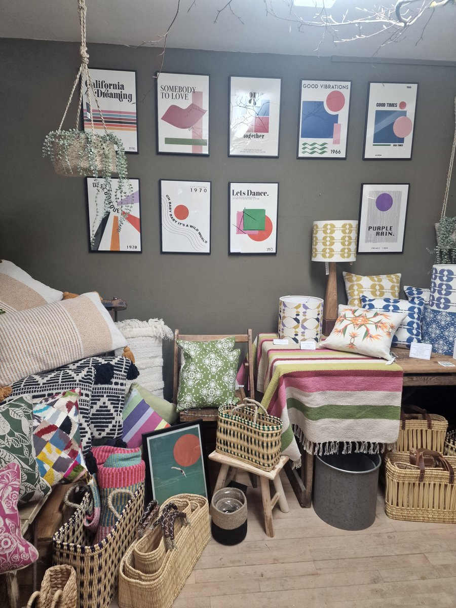sammartinart's tweet photo. A selection of my prints and cards are now available from #HestaScene in Caldbeck. A beautiful shop with lots of gorgeous gifts. Well worth a visit if you're in the area #caldbeck #lakedistrict #northernfells #hesketnewmarket #gifts #art #cumbria https://t.co/CpIBLdfHe3