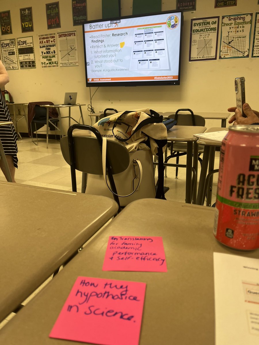 gymnast97_meg's tweet image. World languages helping CCMR ❤️ #houstonisd #Dataseries #DataSeries2023