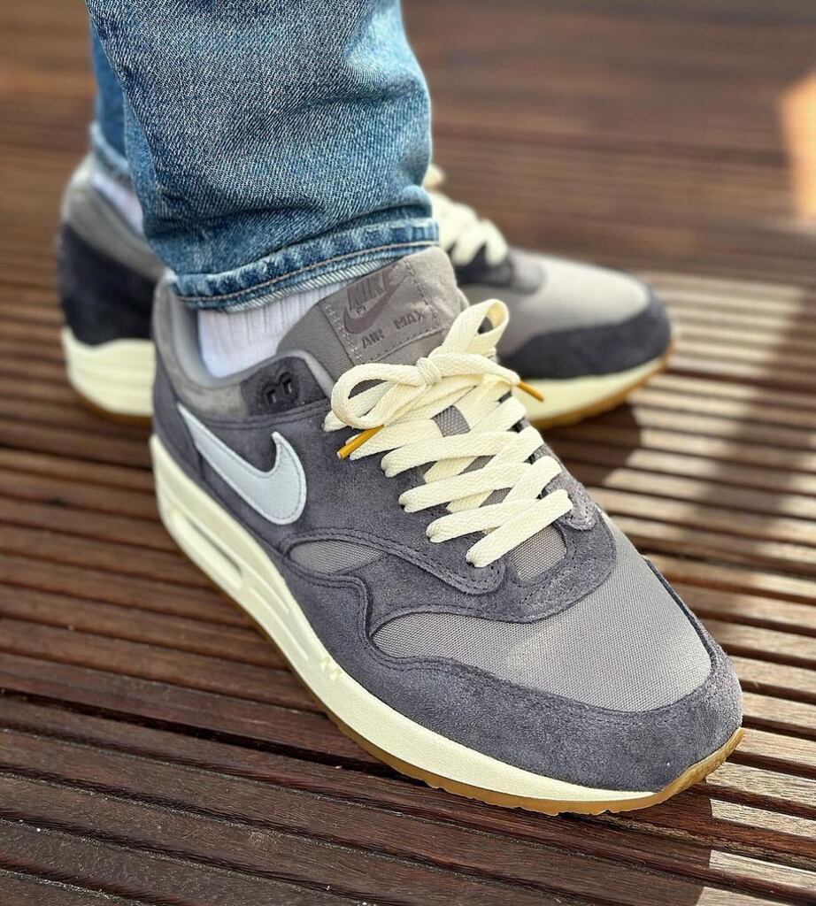 GetSwooshed tweet media