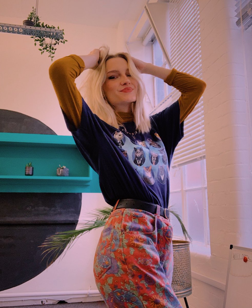 writingbyella's tweet image. My t shirt has all the doctors but as CATS on it 😎