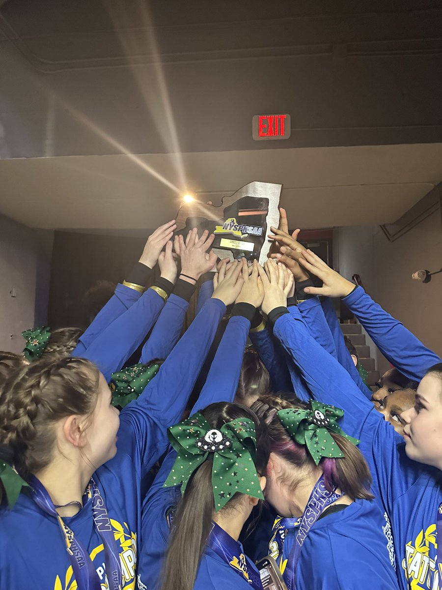 RHVC you have our whole hearts. STATE CHAMPS 2023 💚💛🛸👑