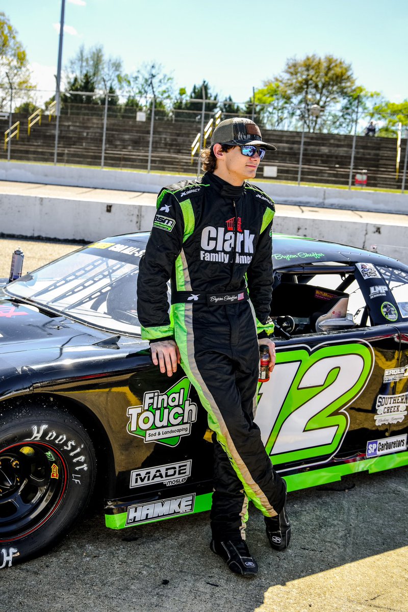 Raceday at <a href="/MMSracetrack/">Montgomery Motor Speedway</a>! 
Watch live on <a href="/RacingAmerica/">Racing America</a> 🔋