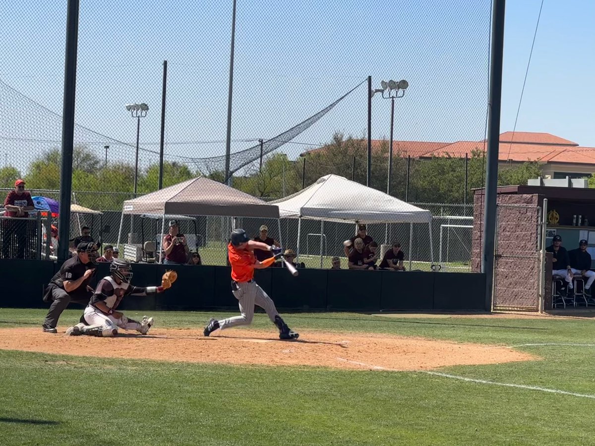 UT Tyler Baseball (@uttylerbaseball) on Twitter photo <a href="/carsoncox05/">Carson Cox</a> w/ a huge drive in the gap to the base of the fence!! Stand up double driving in 2 runs. Pat lead moves to 3. <a href="/carsoncox05/">Carson Cox</a> w/ a huge drive in the gap to the base of the fence!! Stand up double driving in 2 runs. Pat lead moves to 3.